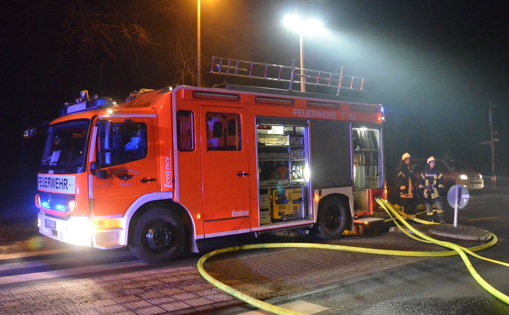 Feuer 2 Koeln Junkersdorf Salzburgerweg P075.JPG - Miklos Laubert